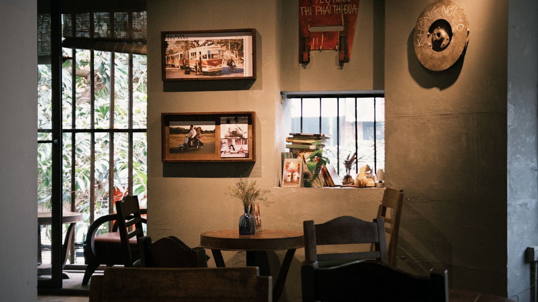 Room to linger on Main Street